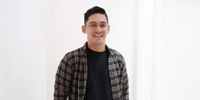 Samuel Zylgwyn Kerap Curhat ke Franda Soal Perawatan Wajah Samuel Zylgwyn Kerap Curhat ke Franda Soal Perawatan Wajah
