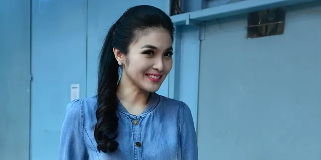 Sandra Dewi Ungkap Biaya Pernikahan 100 % Dari Sang Kekasih Sandra Dewi Ungkap Biaya Pernikahan 100 % Dari Sang Kekasih