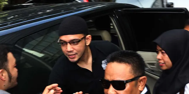 Sandy Tumiwa Ditangkap karena Kasus Narkoba, Diamankan di Hotel Bersama Remaja