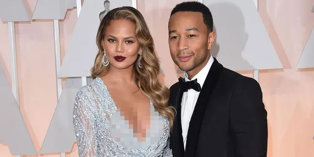 Sang Istri Tengah Berbadan Dua, Ini Yang Dirasakan John Legend