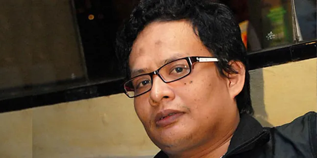 'SANG MARTIR' Bentuk Keprihatinan Helfi Kardit