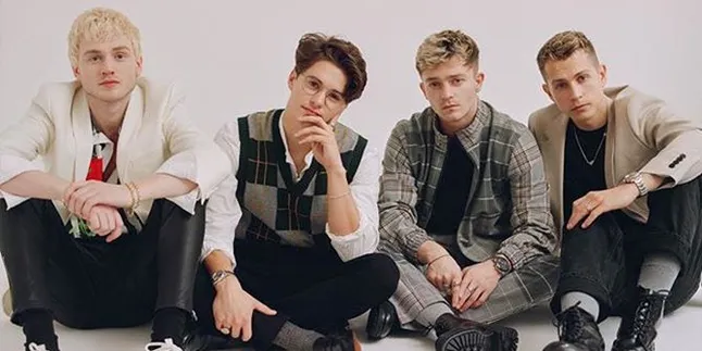 Sapa Para Fans, The Vamps Minta Maaf Karena Konser Harus Diundur Kemarin
