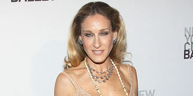 Sarah Jessica Parker Bocorkan Proyek 'SEX AND THE CITY 3'