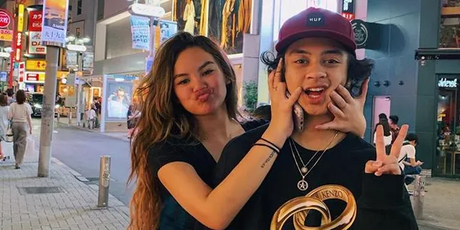 Sarita Abdul Mukti Sudah Beri Restu, Shafa Harris & Bastian Steel Bakal Nikah Muda? Sarita Abdul Mukti Sudah Beri Restu, Shafa Harris & Bastian Steel Bakal Nikah Muda?