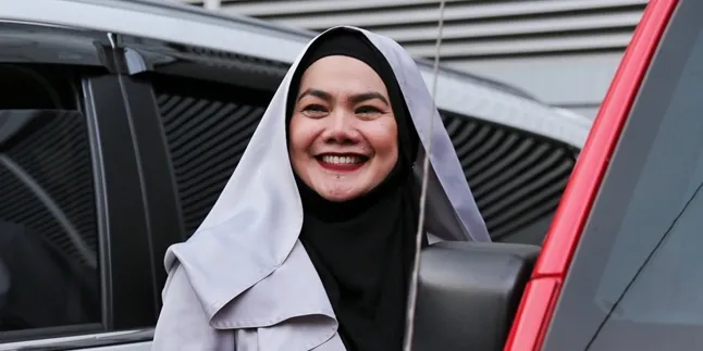 Sarita Abdul Mukti Ungkap Tanda-Tanda Perselingkuhan Faisal Haris dan Jennifer Dunn