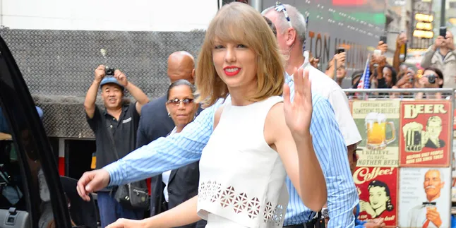 Sayang Fans, Inilah Bukti Jika Taylor Swift Itu Keren Abis! Sayang Fans, Inilah Bukti Jika Taylor Swift Itu Keren Abis!