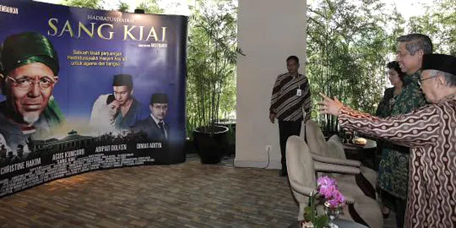 SBY Menangis Saat Nonton 'Sang Kiai'