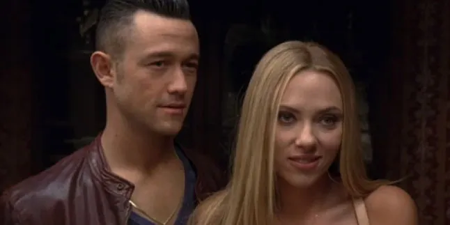 Scarlett Johansson - Gordon Levitt Beradegan Panas di Film Terbaru