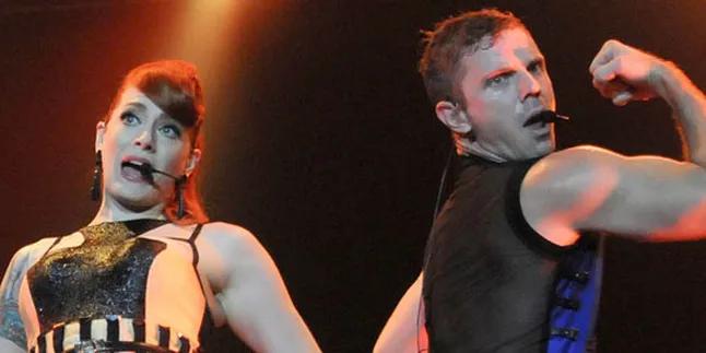 Scissor Sisters Pacu Adrenalin Penonton Soulnation