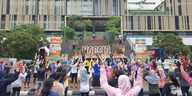 Sebarkan Kebahagiaan Lewat Bagi-bagi Roti Gratis dan Kegiatan Seru Lainnya, Intip Meriahnya NOCCIO Joyful Day Rekor MURI!