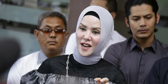 Sebelum Aksi Penggerebekan, Angel Lelga Mengaku Dapat Ancaman Dari Vicky Prasetyo Sebelum Aksi Penggerebekan, Angel Lelga Mengaku Dapat Ancaman Dari Vicky Prasetyo