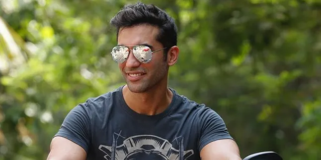 Sebelum Bunuh Diri, Kushal Punjabi 'Ishq Mein Marjawan' Tinggalkan Surat Wasiat Untuk Anak dan Tak Salahkan Siapa-Siapa Sebelum Bunuh Diri, Kushal Punjabi 'Ishq Mein Marjawan' Tinggalkan Surat Wasiat Untuk Anak dan Tak Salahkan Siapa-Siapa
