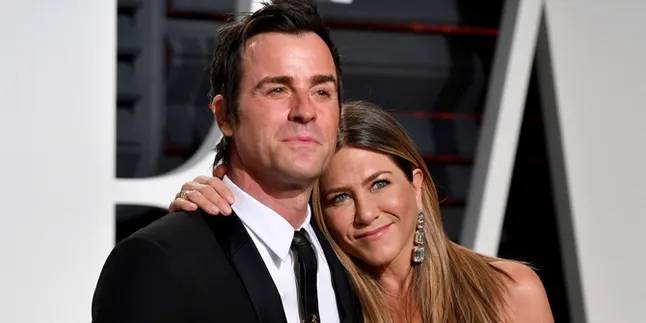Sebelum Cerai, Justin Theroux & Jennifer Aniston Sudah Pisah Ranjang