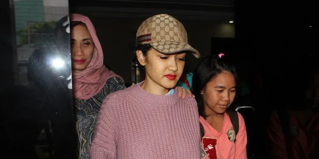 Sebelum Drop, Julia Perez Sempat Minta Pembalut ke Pedangdut Ini