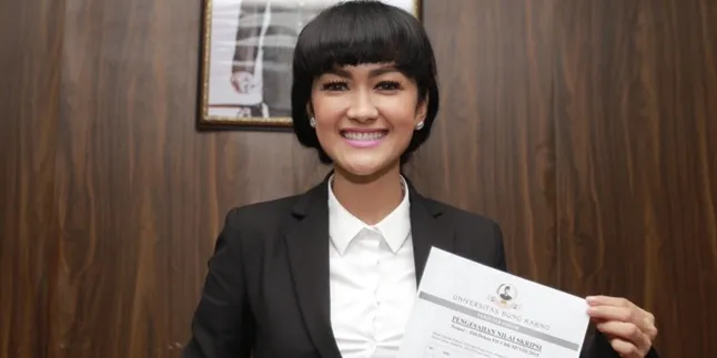 Sebelum Hasil Sidang Keluar, Julia Perez Sempat Tegang