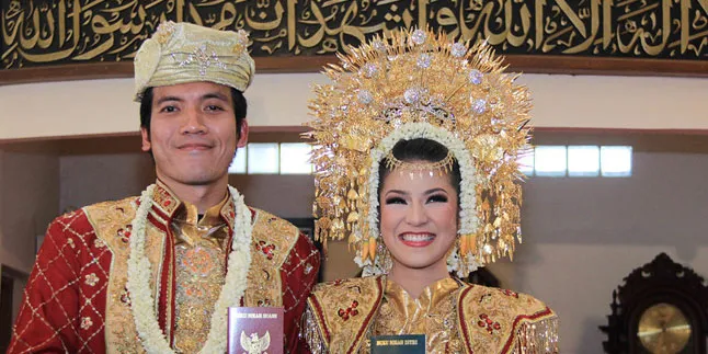 Sebelum Ijab Kabul, Make Up Natasha Rizki Luntur