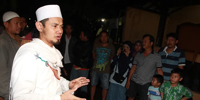 Sebelum Jadi Tabib, Guntur Bumi Ternyata Tukang Pijat