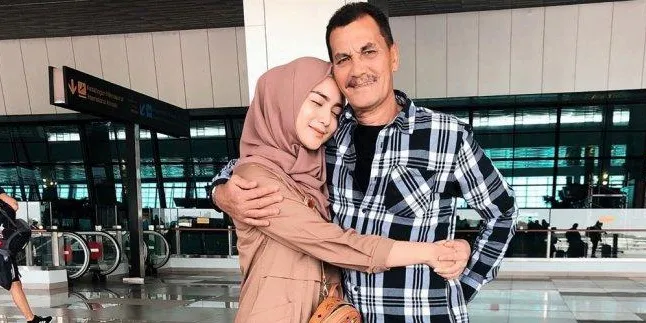 Sebelum Meninggal, Ayah Citra Kirana Minta Tolong Rezky Aditya Bagikan Uang ke Orang di Jalanan