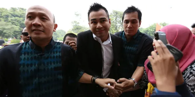 Sebelum Nikah, Raffi Ahmad Temui Yuni Shara Sebelum Nikah, Raffi Ahmad Temui Yuni Shara