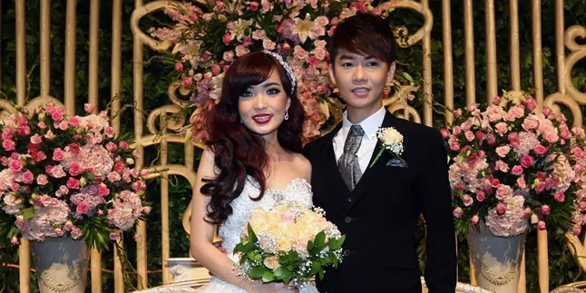Sebelum Nikahi Angel, Rudi Ming Minta Izin ke Ayah Cherry Belle Sebelum Nikahi Angel, Rudi Ming Minta Izin ke Ayah Cherry Belle