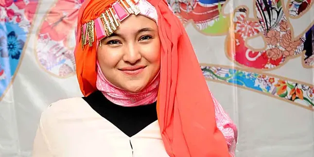 Sebelum Putuskan Gugat Cerai, Marshanda Salat Istikharah