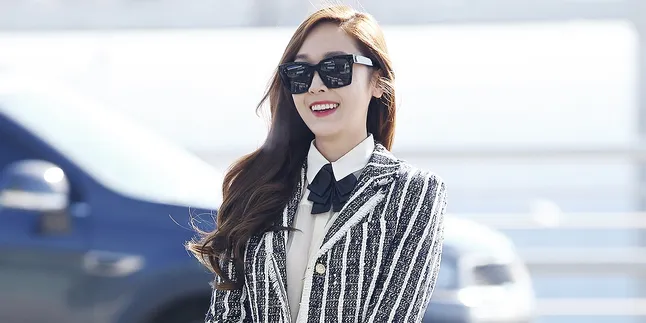 Sebelum Rilis Album Solo, Jessica Jung Debut di TV Sebagai MC