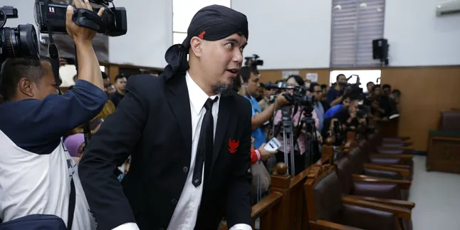 Sebentar Lagi Bebas, Ahmad Dhani Pilih Menjadi Politisi Atau Musisi?