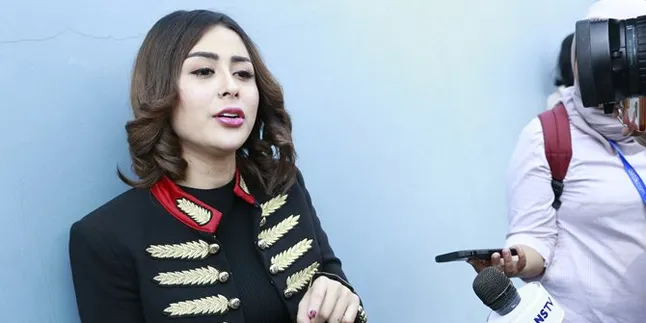 Sebentar Lagi Jadi Ibu, Selvi Kitty Curhat Sambil Nangis Gak Menyangka Sebentar Lagi Jadi Ibu, Selvi Kitty Curhat Sambil Nangis Gak Menyangka