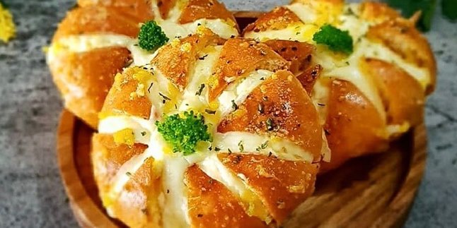 5 Resep Membuat Cream Cheese Garlic Bread di Rumah, Jajanan Korea yang Lagi Naik Daun