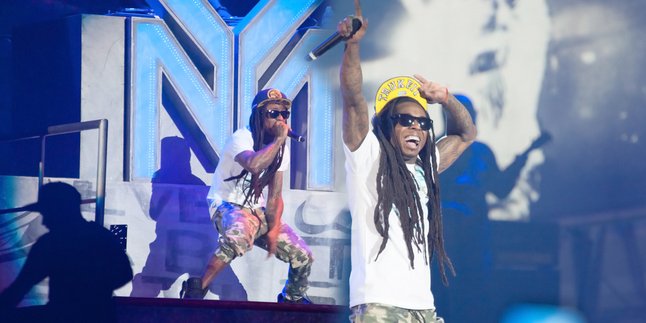 Sedang Tampil, Lil Wayne Kejutkan Penonton Dengan Pengumuman