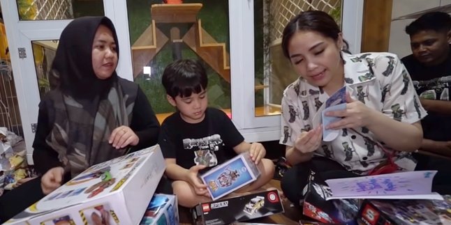 A Series of Luxurious Gifts Received by Rafathar on His Birthday, Received Many Toys and Expensive Clothes from Famous Designers