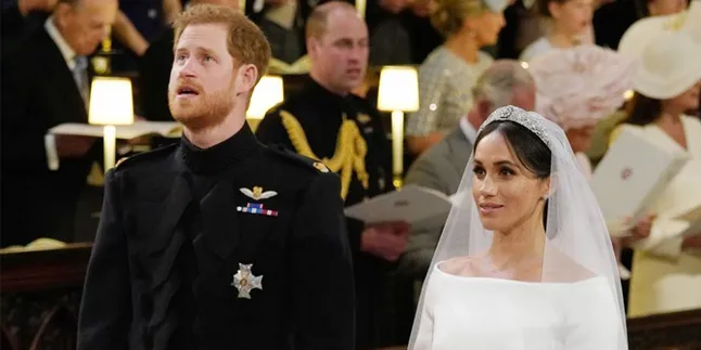Sederhana & Elegan, Inilah Gaun Meghan Markle Untuk Pesta Resepsi