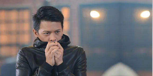 Sedih Ayahnya Meninggal, Ariel NOAH di Dalam Rumah Terus