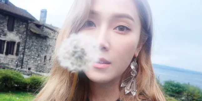 Segera Comeback, Jessica Rilis Tracklist Album Terbaru Segera Comeback, Jessica Rilis Tracklist Album Terbaru