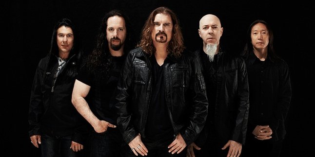 Sehari Sebelum Manggung, Personil Dream Theater Asik Bermain Golf