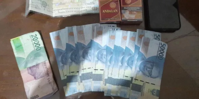 Sejoli Ditangkap! Beli Rokok Pakai Uang Palsu di Toko Pracangan Malang