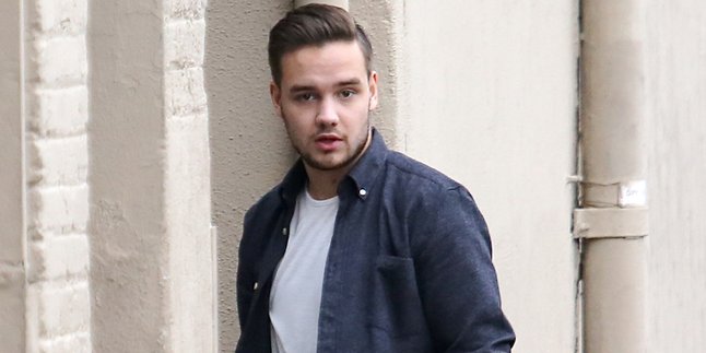 Seksi, Liam Payne Beri Teaser Single Debut 'Strip That Down'