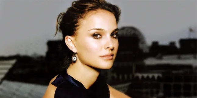 Seksinya Natalie Portman di Iklan Dior