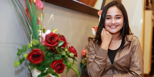 Selain Berakting, Syifa Hadju Ternyata Memiliki Bisnis Kecantikan