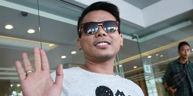 Selama di Penjara, Robby Abbas Diberi Support Oleh 2 Wanita Ini Selama di Penjara, Robby Abbas Diberi Support Oleh 2 Wanita Ini