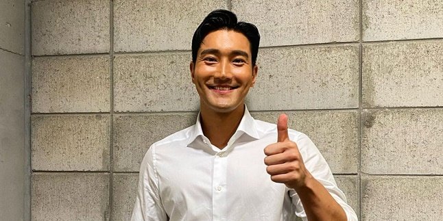 During the Pandemic, Choi Siwon Has Developed a Gardening Hobby