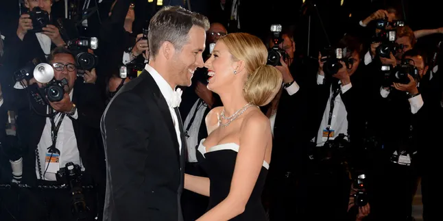 Selamat! Blake Lively Akhirnya Resmi Jadi Ibu