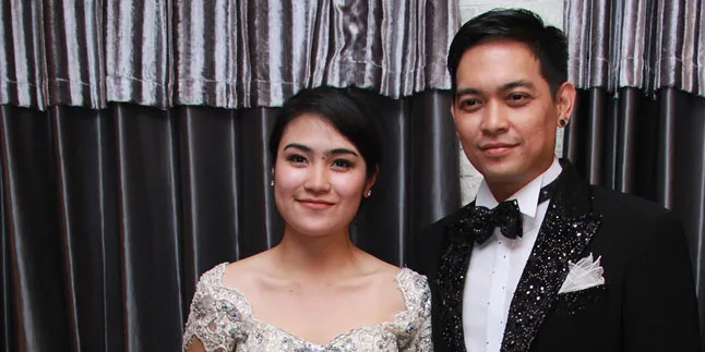 Selamat! Donnie Sibarani Dikaruniai Anak Pertama