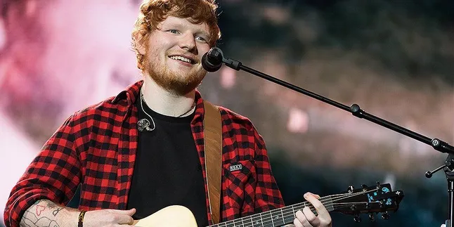 Selamat! Ed Sheeran Resmi Bertunangan Dengan Kekasihnya