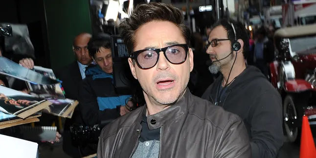 Selamat! Istri Robert Downey Jr Lahirkan Anak Perempuan Selamat! Istri Robert Downey Jr Lahirkan Anak Perempuan