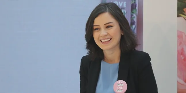 Selamat! Kimberly Ryder Melahirkan Anak Pertama Berjenis Kelamin Laki-laki Selamat! Kimberly Ryder Melahirkan Anak Pertama Berjenis Kelamin Laki-laki