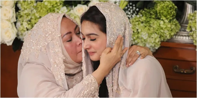 Selamat! Nabila Syakieb Resmi Menikah Dengan Reshwara Radinal Selamat! Nabila Syakieb Resmi Menikah Dengan Reshwara Radinal