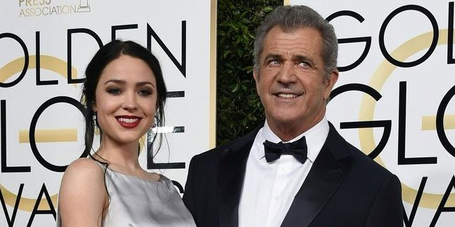 Selamat! Pacar Muda Mel Gibson Melahirkan Anak Laki-Laki