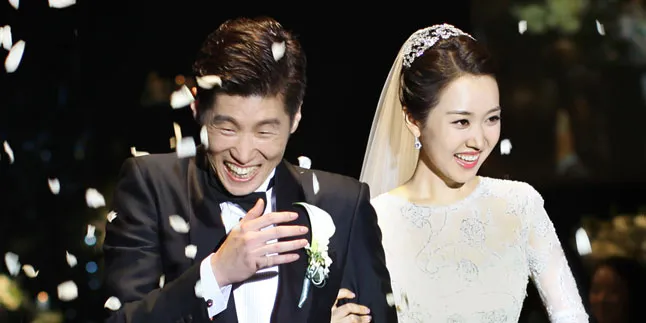 Selamat! Park Ji Sung - Kim Min Ji Umumkan Kelahiran Anak Pertama Selamat! Park Ji Sung - Kim Min Ji Umumkan Kelahiran Anak Pertama