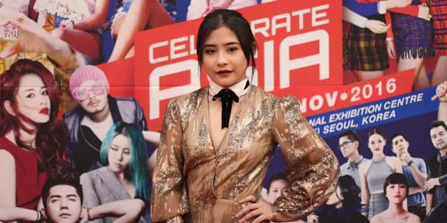 Selamat! Prilly Latuconsina Memenangkan Award di WebTVAsia 2016